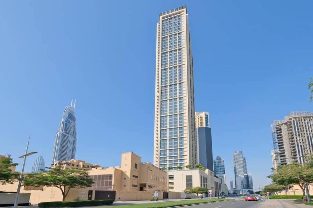 Iconic Oasis 3Bhk With Burj Khalifa Panorama Apartment Dubai Exterior photo